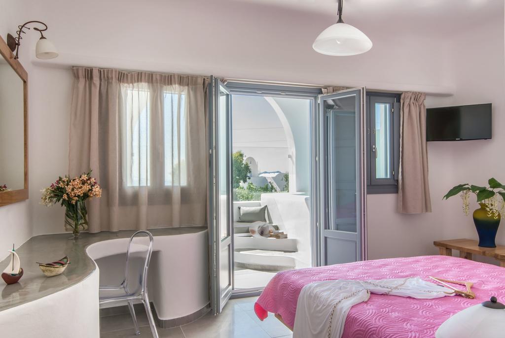 Aspronisi Luxury Villa With Caldera View Megalochori  Værelse billede